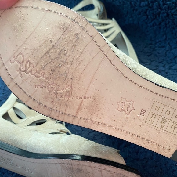 Alice & Olivia Ivory Suede Lace Up Tall Sandals Size 38 - Picture 8 of 9